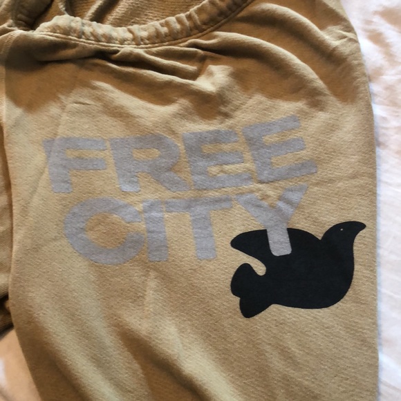 🔥Free City Sweatpants 🔥 - Picture 2 of 5